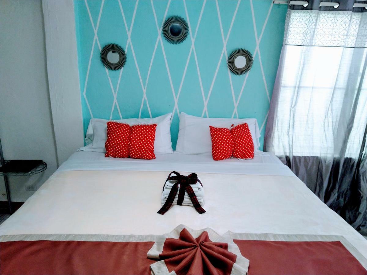 The Red Hut Inn Belize City Exteriör bild